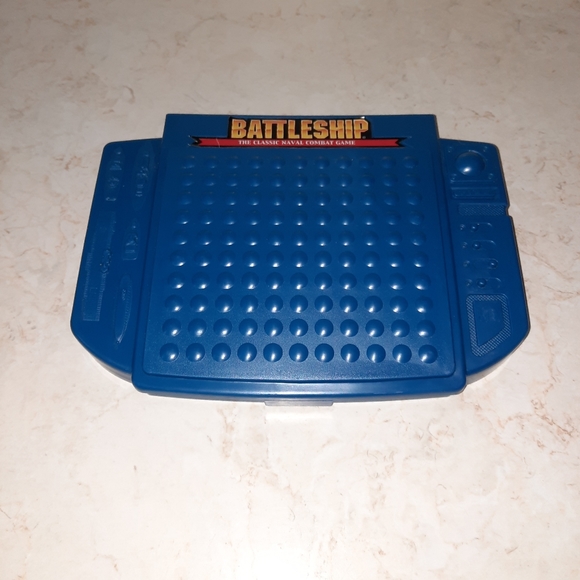 Vintage 1996 Battleship Game Replacement Pieces - Picture 5 of 11
